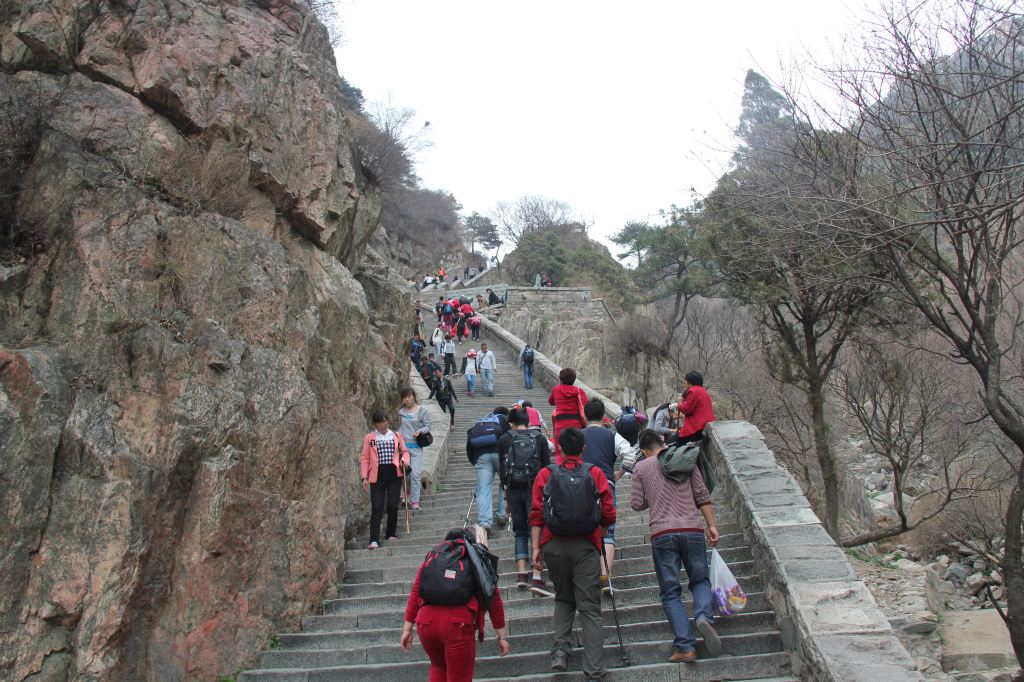 自驾泰山爬山路线攻略大全_自驾泰山全攻略(图2)