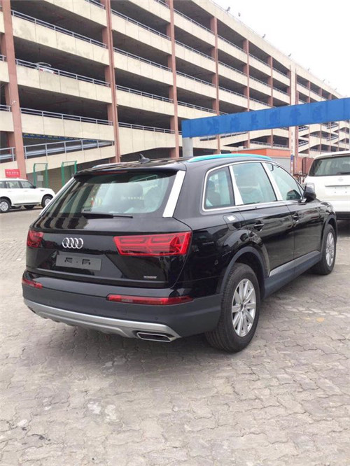 奥迪q7c全部参数(图1)