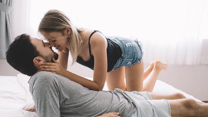 女性生理痛需要吃什么？这些食物可以多吃(图1)