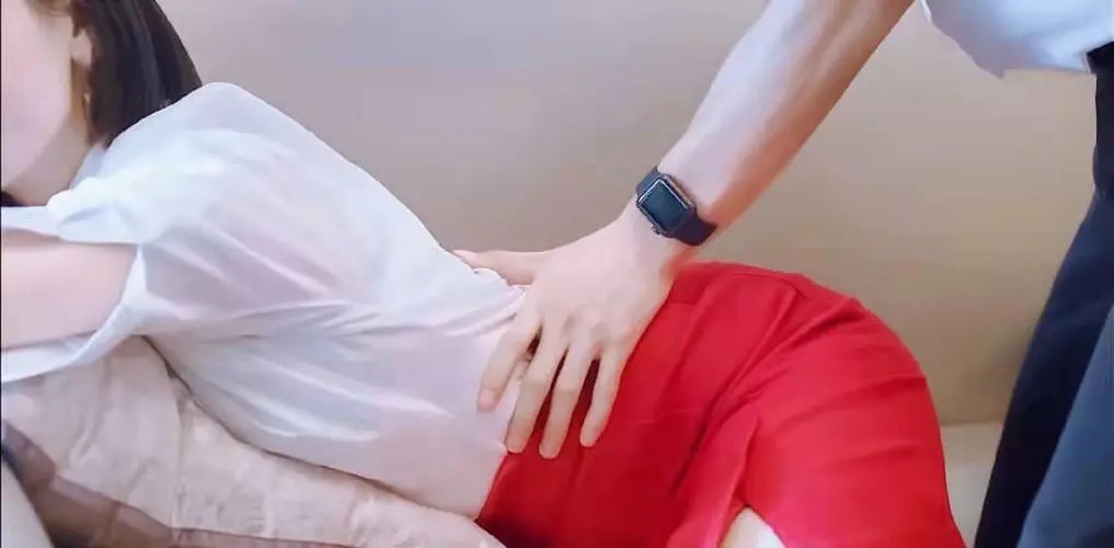 男生都喜欢屁股大的女生吗？(图1)