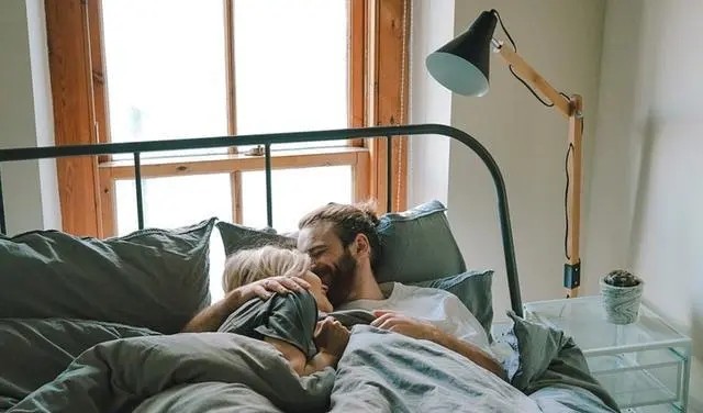 硬不起来怎么办？让男人快速变硬的方法(图1)