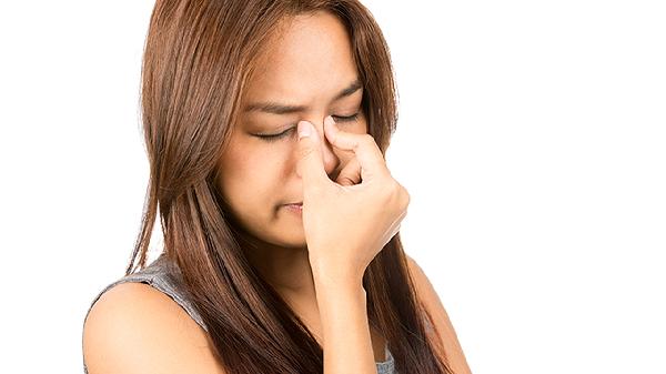 眼睛发胀不舒服怎么回事(图1)