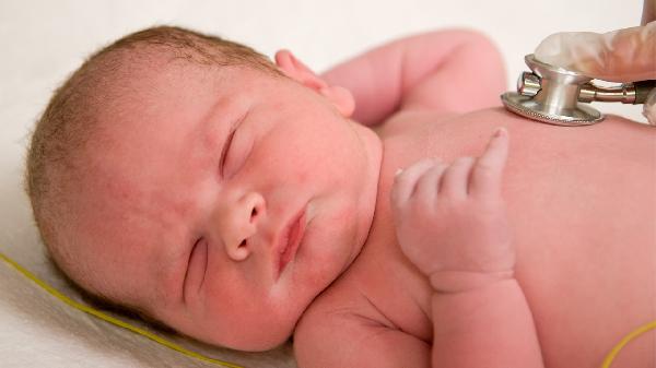 新生儿该如何补钙(图1)