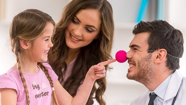 如何缓解孩子的鼻腔过敏症状？孩子过敏性鼻炎注意什么？(图1)