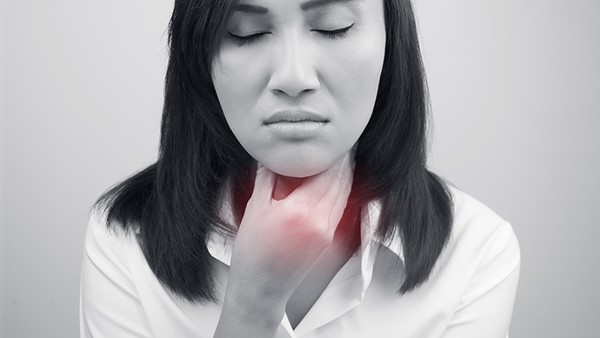 急性鼻咽炎的症状是什么?如何治疗急性鼻咽炎?(图1) 急性鼻咽炎的症状是什么?如何治疗急性鼻咽炎?(图1)