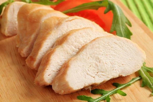 鸡胸肉洗了直接煮会有腥味吗 水煮鸡胸肉为什么有腥味(图1)