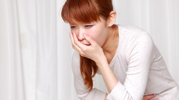 半夜呕吐？饮食不当还是慢性胃炎？教你3招轻松缓解！(图2)