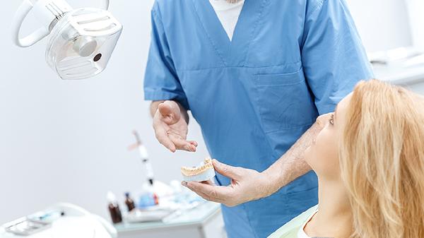 牙套戴了快三年半了但是觉得没什么效果(图2) 牙套戴了快三年半了但是觉得没什么效果(图2)