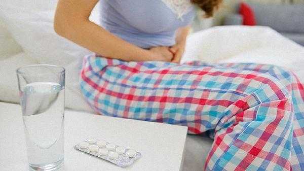 女性大便血是黑色的吗(图2)