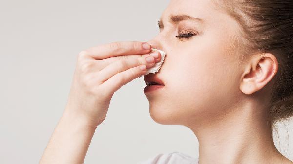 牙龈经常出血有时候吐个口水都带血(图1)