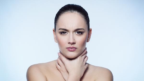 过敏性咽喉炎是怎么回事儿(图2) 过敏性咽喉炎是怎么回事儿(图2)