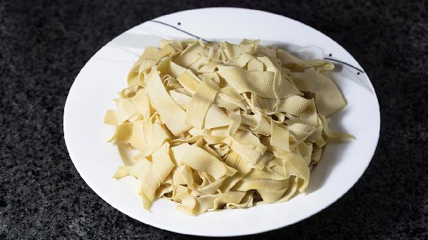 为什么不建议中老年人多吃豆腐皮呢(图2)