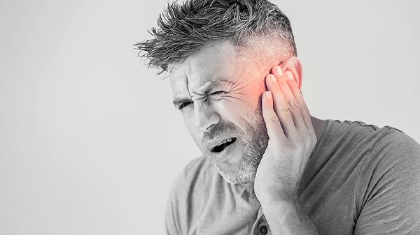 中耳炎一般是怎么引起的原因(图1)