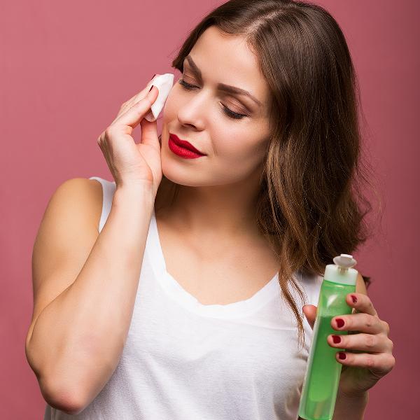 皮肤干燥粗糙用什么护肤品好(图3) 皮肤干燥粗糙用什么护肤品好(图3)