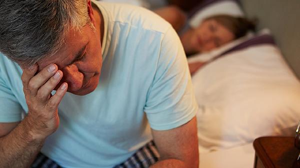 尿液混浊有白色沉淀物怎么办(图2) 尿液混浊有白色沉淀物怎么办(图2)