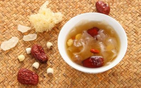 秋分适合吃什么食物 秋分养生有什么注意事项