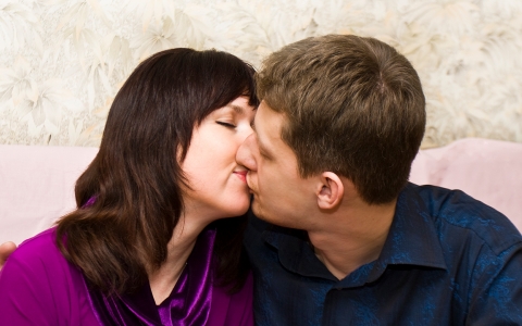 纵欲过度小心性能力打折    如何提高性能力?
