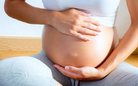 孕妇吃了没熟的鸡肉会感染上弓形虫病吗