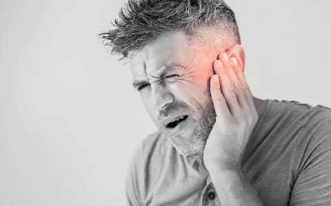 耳膜穿孔手术应注意什么