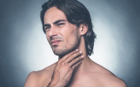 反流咽喉炎吃奥美拉唑行吗