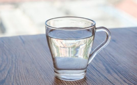 老咽口水是怎么回事？