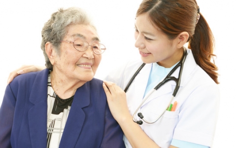 女性生殖器疱疹的几个护理方法 女性应该怎么护理生殖器疱疹