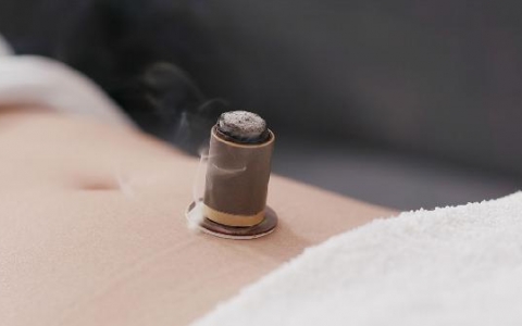 例假痛该怎么调理能减轻