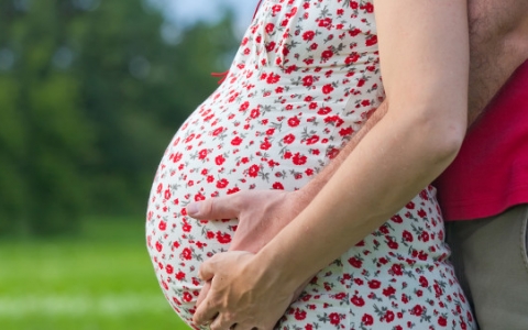 警惕孕妇早产的3大征兆 该如何应对？