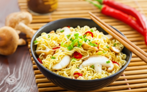 孕早期吃什么能缓解孕吐 这几种食物能有效缓解