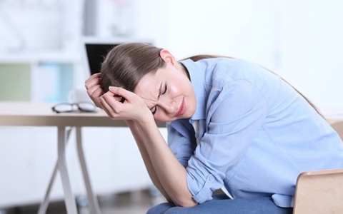 女人产后中暑的急救方法是什么
