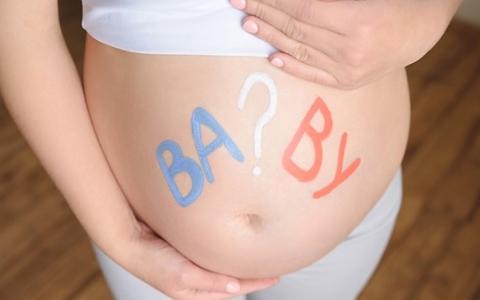 孕妇拉肚子怎么办？轻度腹泻可以喝胡萝卜水治疗吗？