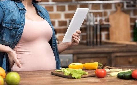 妊娠期应养成定时排便的习惯