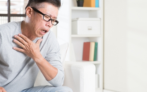 治疗男性膀胱炎偏方哪个好？三种中药偏方治疗男性膀胱炎