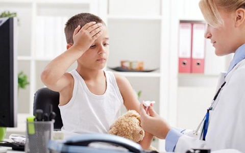 小朋友无热抽搐的原因分析