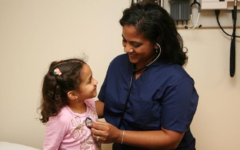 5岁女孩发育早熟怎样治疗