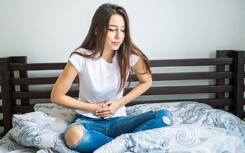 26岁下面松弛是什么原因造成的