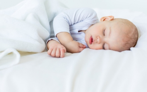 宝宝换黄疸主要症状是什么？幼儿黄疸症状是怎样的？