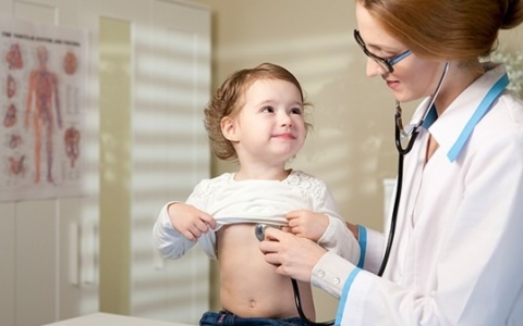 轮状病毒感染的症状有哪些？轮状病毒感染怎么办？