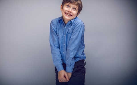 儿童鼻炎如何按摩治疗   鼻炎的症状有哪些家长必须学习