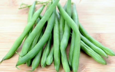 吃冰食物胃痛恶心？小心！这些症状可能暗示严重健康问题