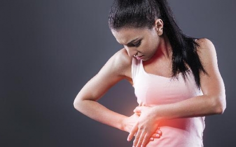 便血小肚子疼是怎么回事