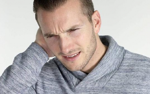 胳膊有时候会发软手发抖