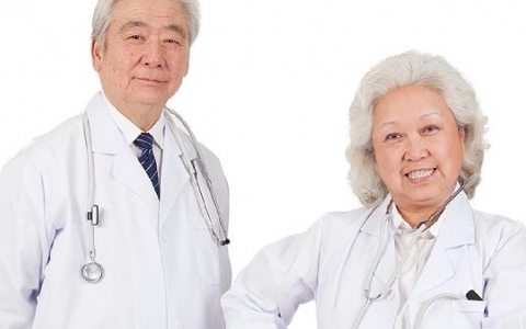 老人心里慌了怎么办？