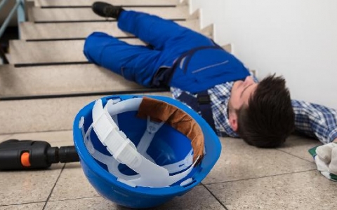 偶尔晕厥、大概一年两次