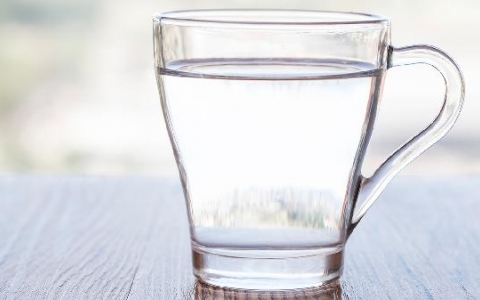 流水线工人小脚肿