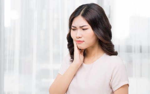 原发性腮腺肿瘤严重吗