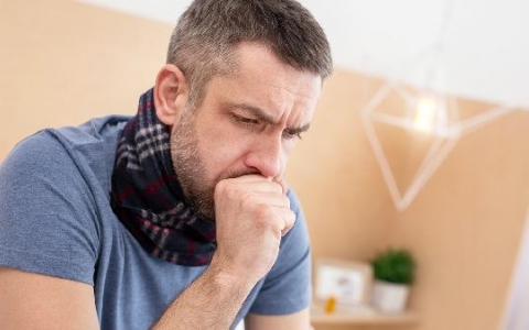 经常胃不舒服还呃逆有时候也会寒水上泛