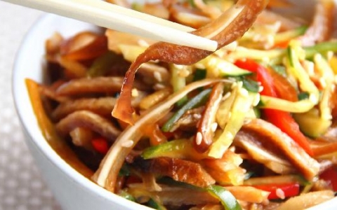 男性肛门长了一个小肉球