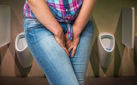 尿道下裂可以小便吗