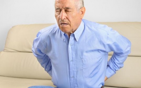 男性腰酸腿酸是怎么回事